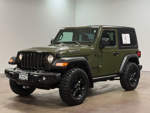 Used 2022 Jeep Wrangler Willys image 7