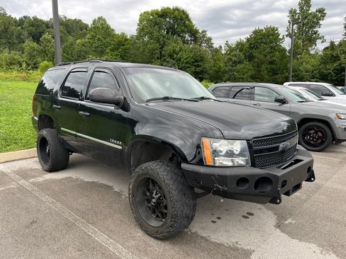 Used 2014 Chevrolet Tahoe LTZ AWD/4WD image 3