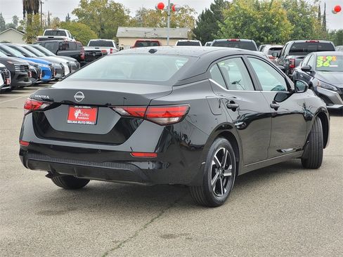 New 2025 Nissan Sentra SV image 4