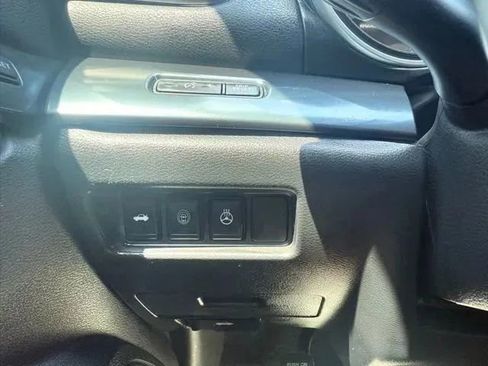 Used 2021 Nissan Maxima SR w/ Sport Mat Group FWD image 19