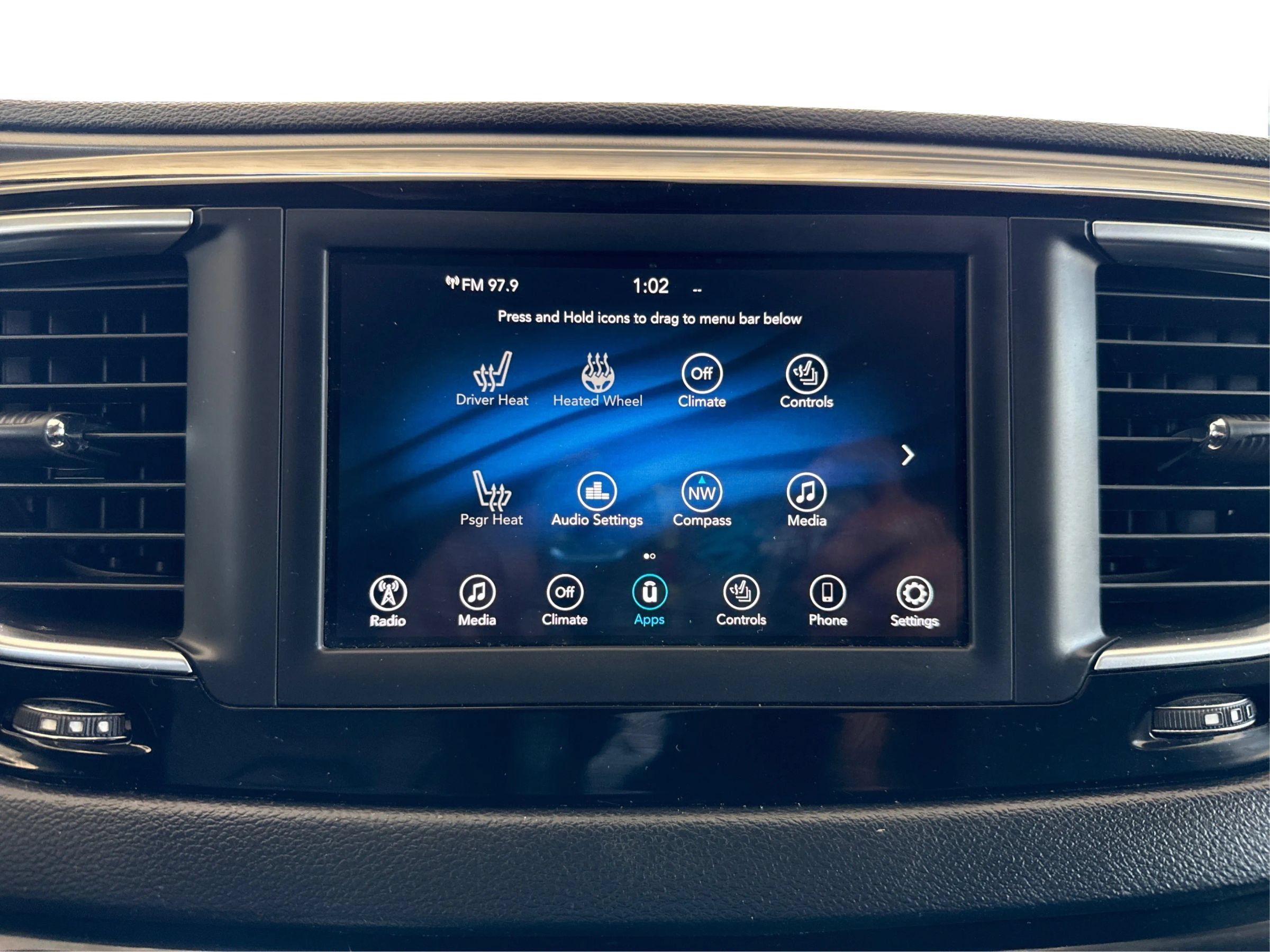 Used 2020 Chrysler Pacifica Touring-L FWD image 15