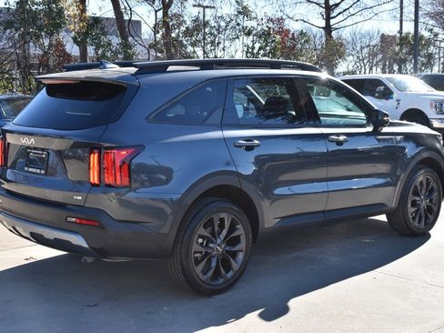 Used 2023 Kia Sorento SX Prestige image 7