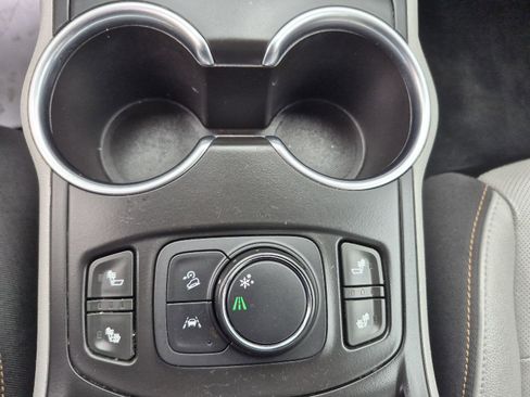 Used 2018 GMC Terrain SLT w/ Preferred Package image 22