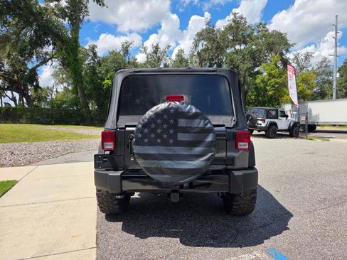 Used 2016 Jeep Wrangler Sport image 10