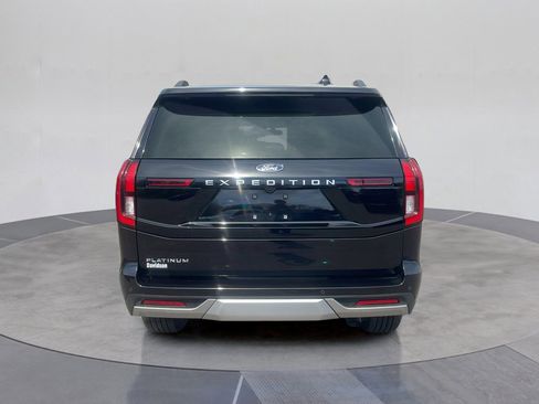Used 2025 Ford Expedition Platinum AWD/4WD image 5
