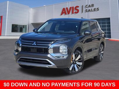 Used 2025 Mitsubishi Outlander SE