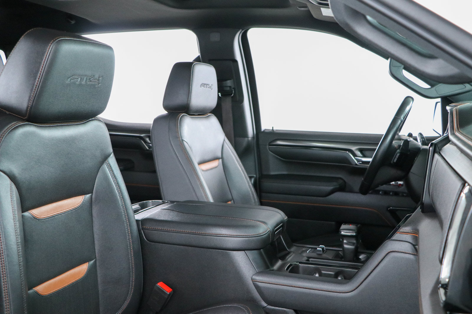 Used 2023 GMC Sierra 1500 AT4 w/ Technology Package AWD/4WD image 31