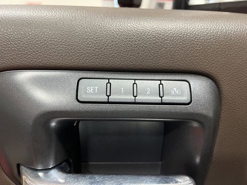 Used 2018 GMC Sierra 2500 Denali w/ Duramax Plus Package image 19