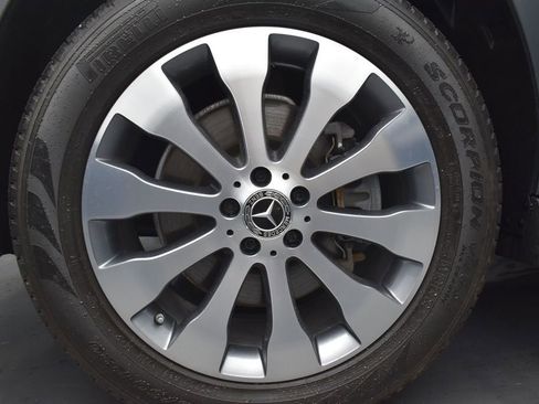 Used 2019 Mercedes-Benz GLS 450 4MATIC image 9