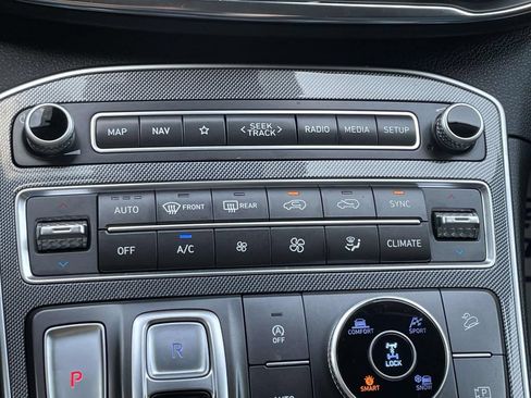 Certified 2023 Hyundai Santa Fe SEL AWD/4WD image 31
