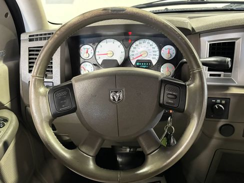Used 2007 Dodge Ram 1500 Truck SLT w/ Trailer Tow Group AWD/4WD image 12