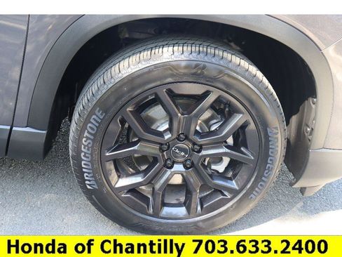 Certified 2025 Honda Pilot Touring image 34