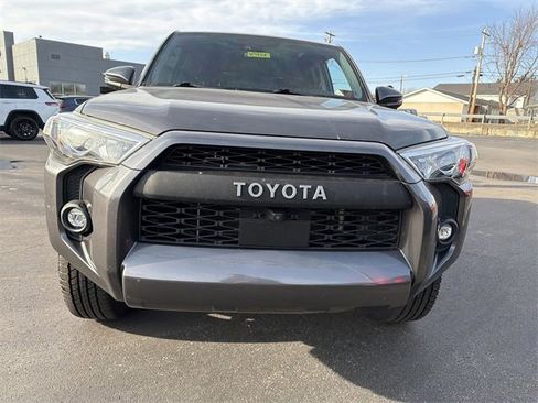 Used 2022 Toyota 4Runner SR5 Premium w/ Moonroof Package image 11