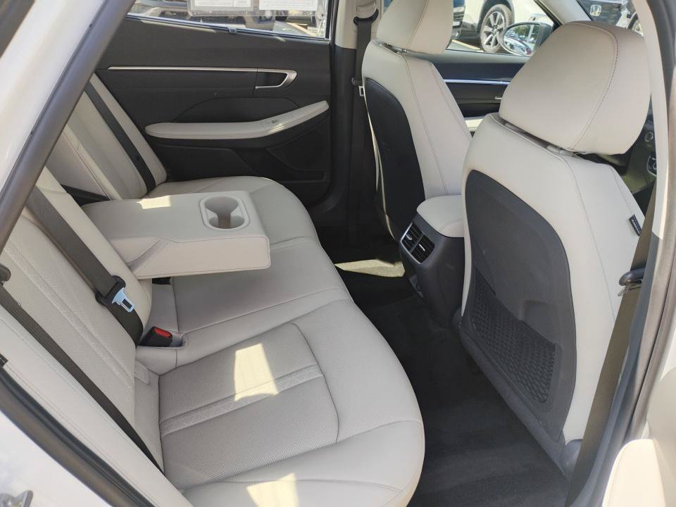 Used 2023 Hyundai Sonata Limited w/ Cargo Package FWD image 33