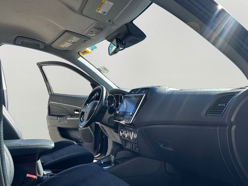 Used 2024 Mitsubishi Outlander Sport ES image 11