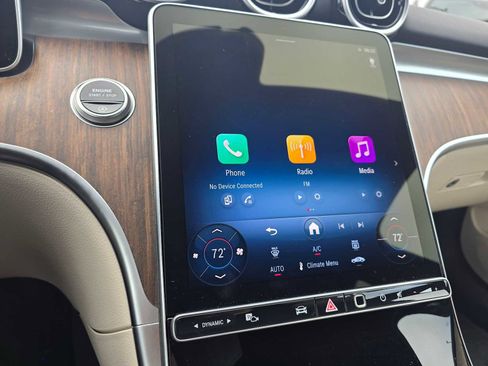 Used 2025 Mercedes-Benz C 300 Sedan image 28