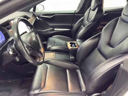 Used 2020 Tesla Model S Long Range image 18