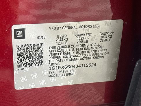 Used 2018 Chevrolet Bolt Premier w/ Driver Confidence II Package FWD image 12
