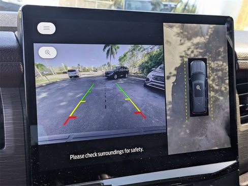 Used 2024 Ford Expedition Limited image 18