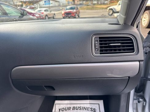 Used 2015 Volkswagen Jetta Sport image 26