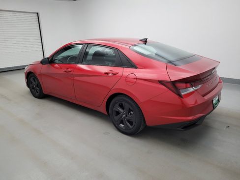 Used 2021 Hyundai Elantra SEL w/ Convenience Package FWD image 3
