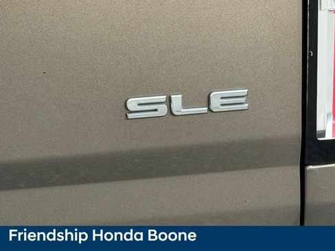 Used 2015 GMC Canyon SLE AWD/4WD image 13