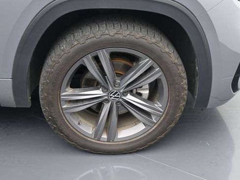 Used 2022 Volkswagen Atlas Cross Sport SEL R-Line AWD/4WD image 11