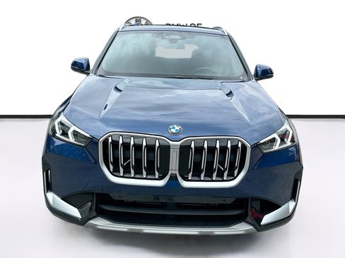 Certified 2025 BMW X1 xDrive28i AWD/4WD image 2