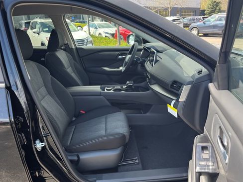 New 2026 Nissan Rogue SV AWD/4WD image 15
