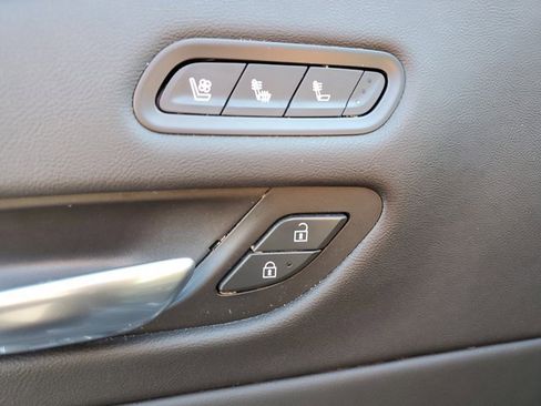 Used 2022 Cadillac Escalade Sport w/ Touring Package image 24