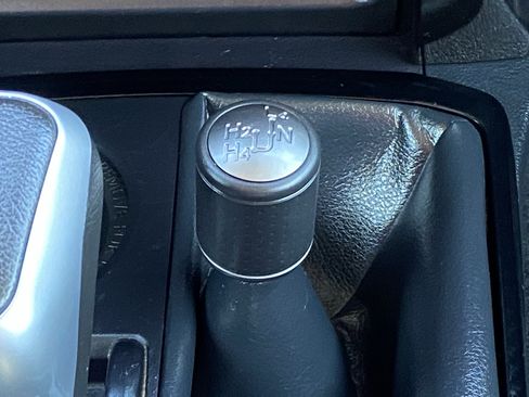 Certified 2024 Toyota 4Runner TRD Off-Road image 17