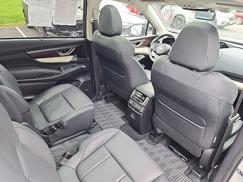 Certified 2022 Subaru Ascent Touring AWD/4WD image 14