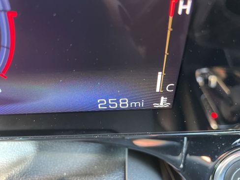 New 2026 Chevrolet Trax RS w/ Sunroof Package FWD image 17