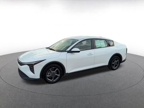 Used 2025 Kia K4 LXS FWD image 10