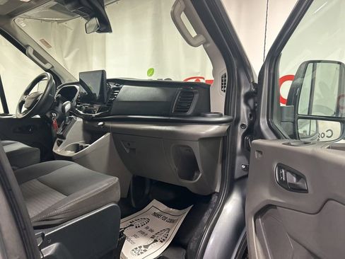 Used 2023 Ford Transit 350 XLT image 11