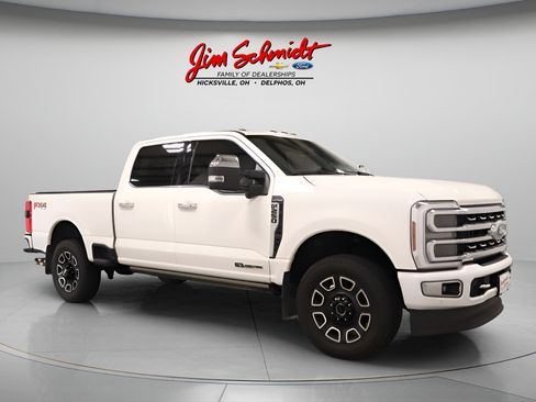 Used 2024 Ford F250 Platinum AWD/4WD image 2