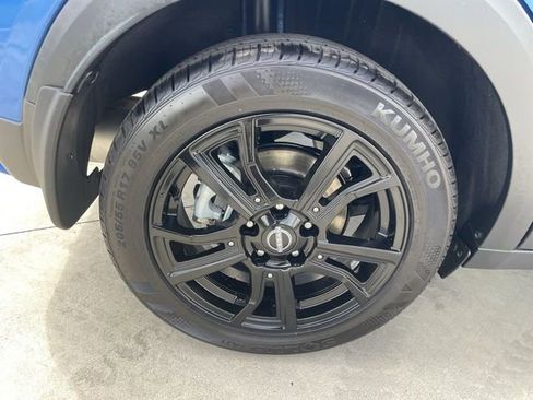 Used 2023 Nissan Kicks SR FWD image 31