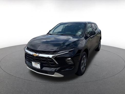 Used 2025 Chevrolet Blazer LT image 8