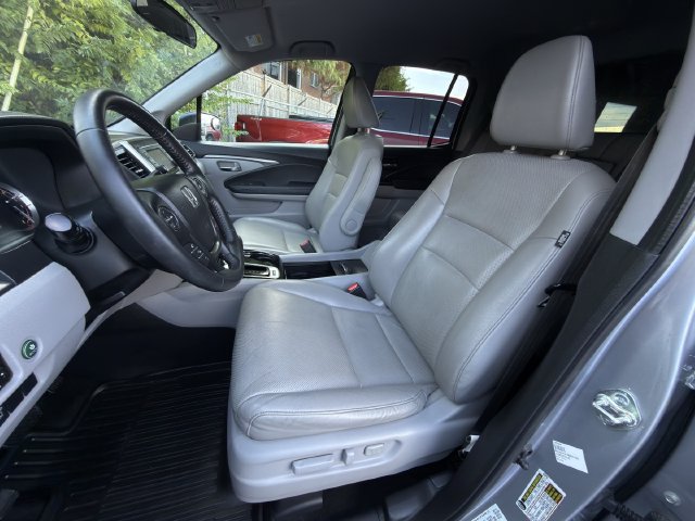 Used 2017 Honda Ridgeline RTL image 25