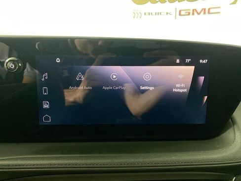 Certified 2024 Buick Encore GX Preferred w/ Comfort Package FWD image 16