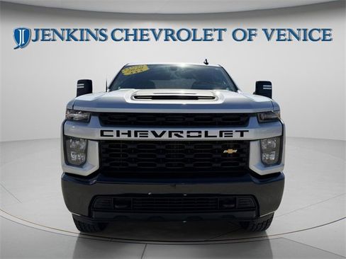 Used 2020 Chevrolet Silverado 2500 Custom w/ Custom Value Package image 5