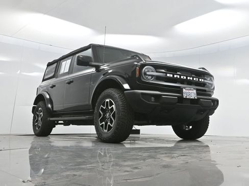 Used 2022 Ford Bronco Outer Banks image 51