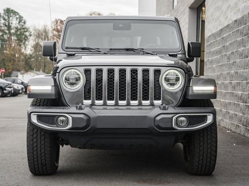 Used 2020 Jeep Gladiator Overland image 3