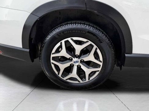 Used 2020 Subaru Forester Premium AWD/4WD image 58