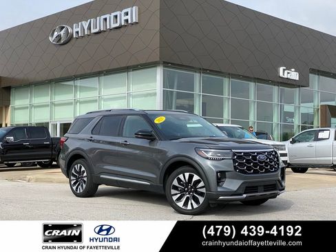 Used 2025 Ford Explorer Platinum w/ LUX Leather Package AWD/4WD image 1
