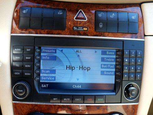 Used 2007 Mercedes-Benz CLK 350 2dr Coupe 3.5L image 25