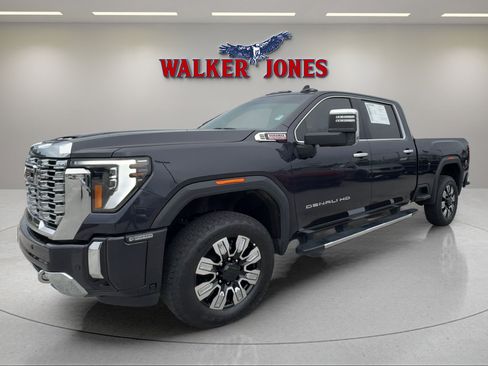 Used 2024 GMC Sierra 2500 Denali w/ Denali Reserve Package image 7