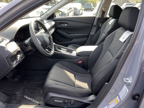 New 2025 Honda Accord SE image 16