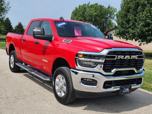 Used 2026 RAM 2500 Big Horn AWD/4WD image 8