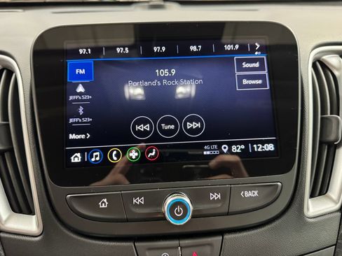 Used 2023 Chevrolet Malibu LT FWD image 20